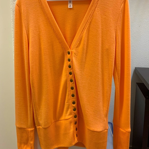Button down long sleeve cardigan - Picture 1 of 1
